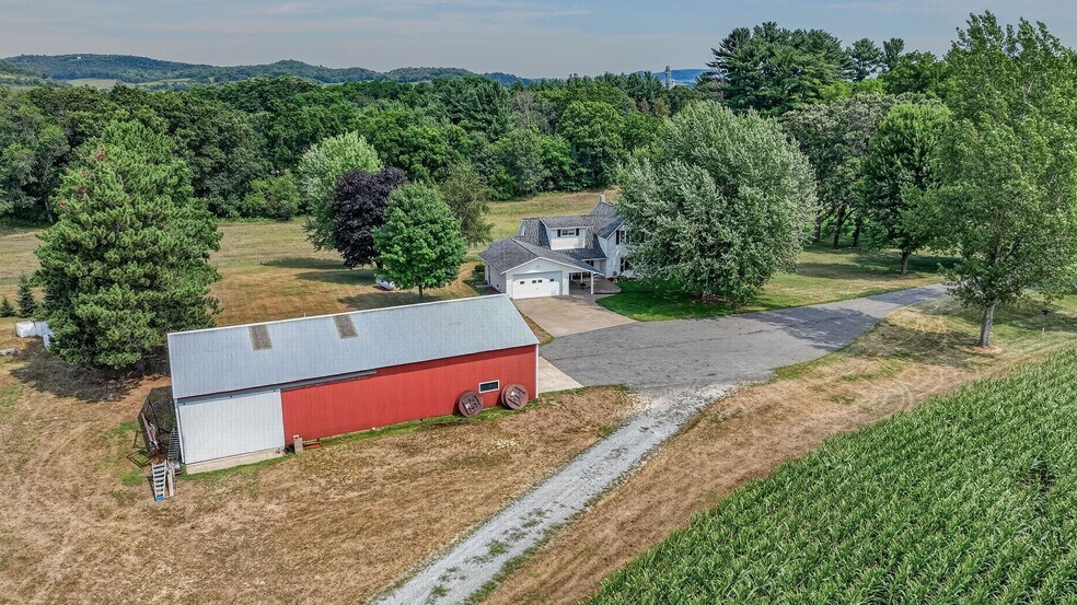 More Photos Of N8481 Kleba Rd, Hixton Flex For Sale
