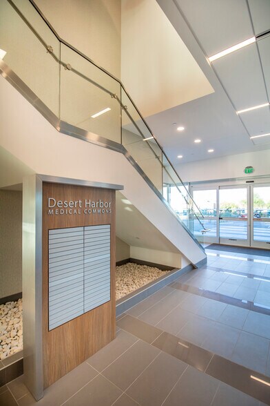 More Photos Of 9000 W Thunderbird Rd, Peoria Medical For Lease