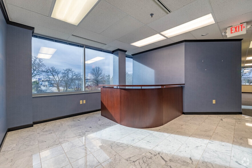 More Photos Of 4770 Duke Dr, Mason Office For Lease