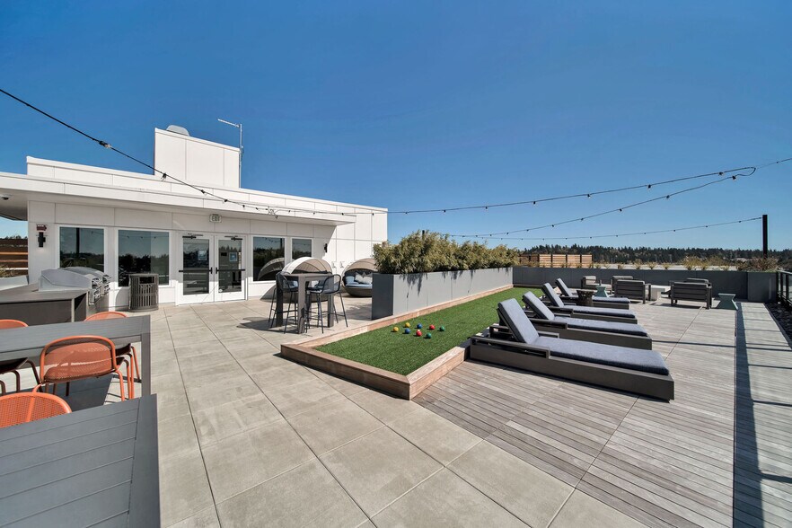 More Photos Of 11811-11821 NE 128th St, Kirkland Multifamily For Sale