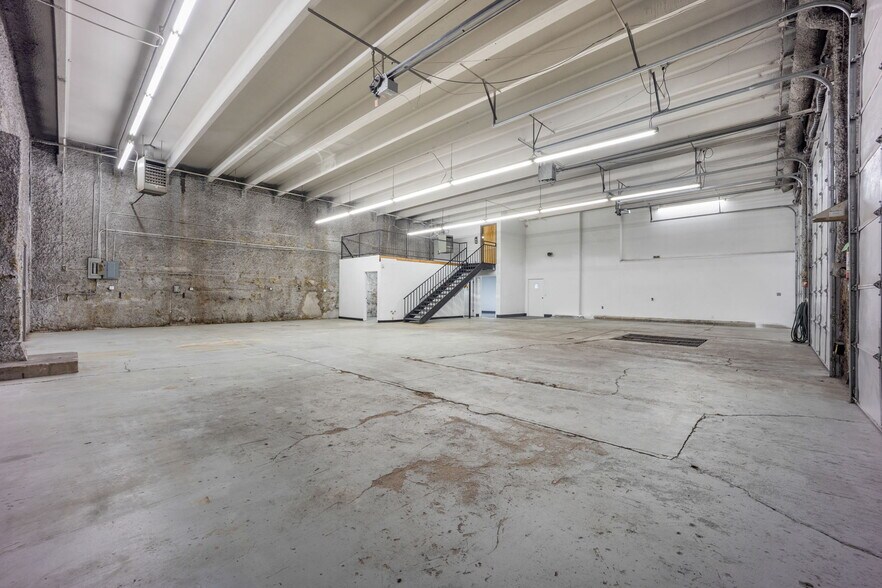 More Photos Of 3580 Chelton Loop N, Colorado Springs Warehouse For Sale