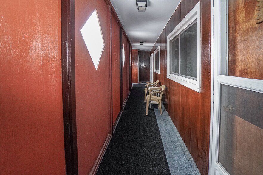 More Photos Of 314 Chippewa St, Ontonagon Hotel For Sale