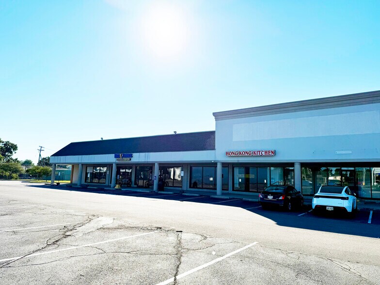 More Photos Of 14-26 S Tippecanoe Dr, Tipp City Unknown For Lease