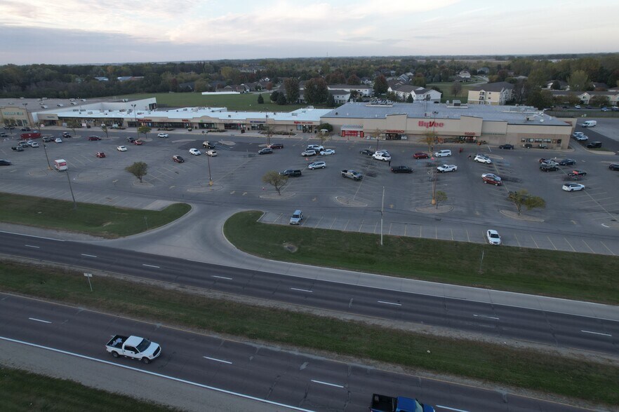 More Photos Of 2310-2560 4th St SW, Mason City Unknown For Lease