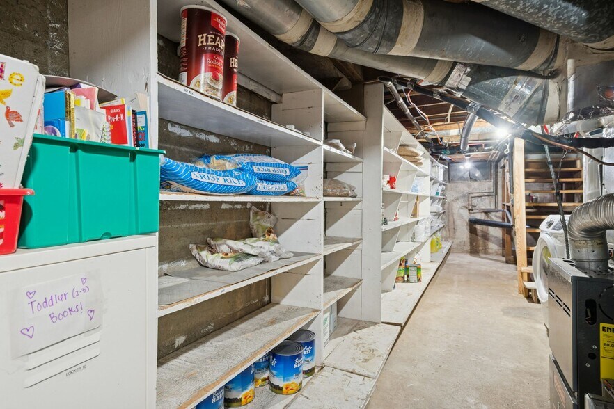 More Photos Of 302 Chimes View Dr, South Ogden Daycare Center For Sale