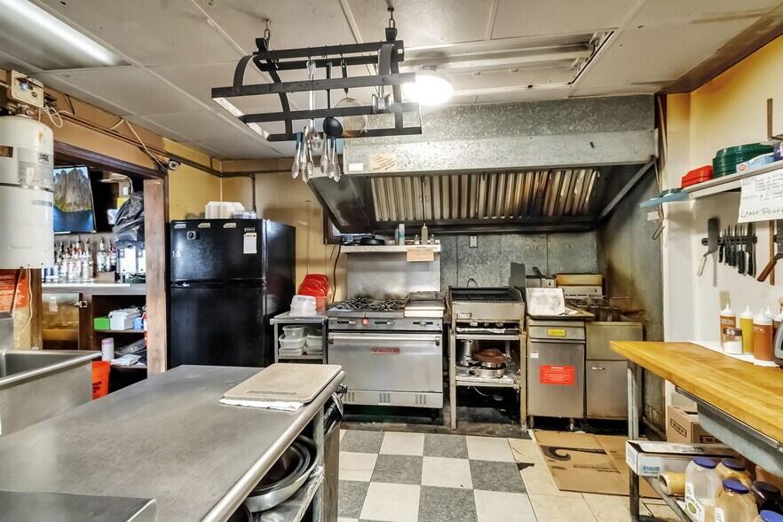 More Photos Of 2794 Harlem Rd, Cheektowaga Storefront Retail Residential For Sale