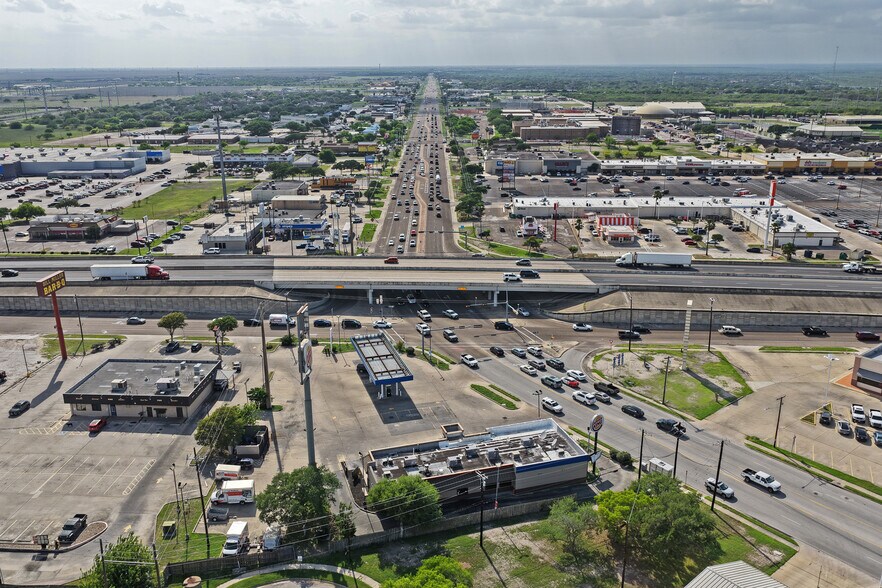 More Photos Of 13433 Leopard St, Corpus Christi General Retail For Sale