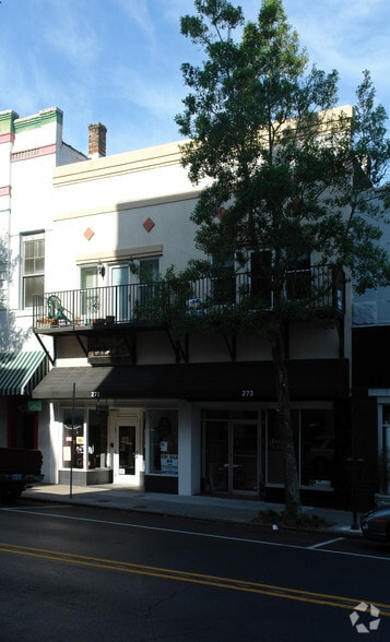 More Photos Of 271 N Front St, Wilmington General Retail For Lease