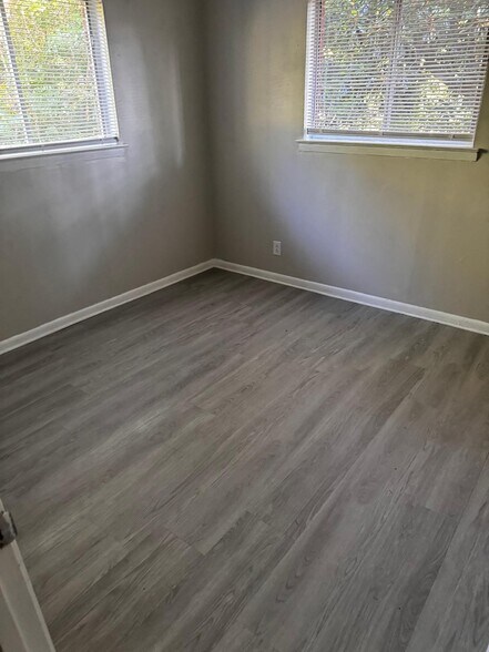 More Photos Of 1600 Puryear Dr NW, Dalton Apartments For Sale