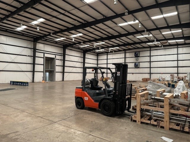 More Photos Of 1955 Dove St, Macon-Bibb Self Storage For Lease