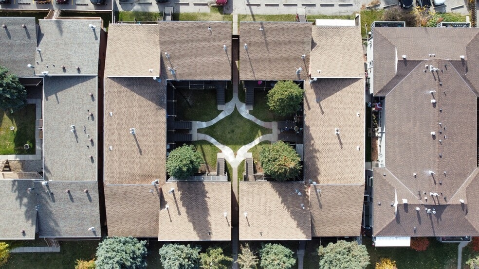 More Photos Of 4607 73 St NW, Calgary Apartments For Sale