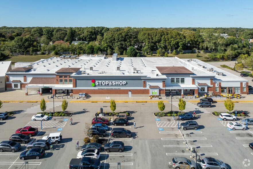 More Photos Of 151 Franklin St, Westerly General Retail For Lease