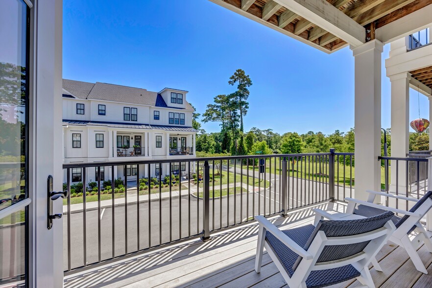 More Photos Of 162 Dugger Ln, Wilmington Apartments For Sale