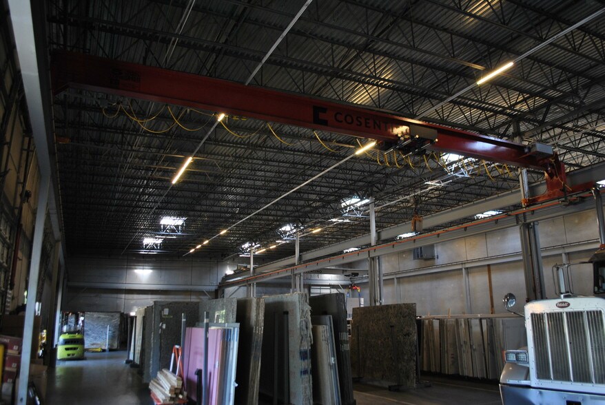 More Photos Of 4420 N Orange Blossom Trl, Orlando Warehouse For Sale