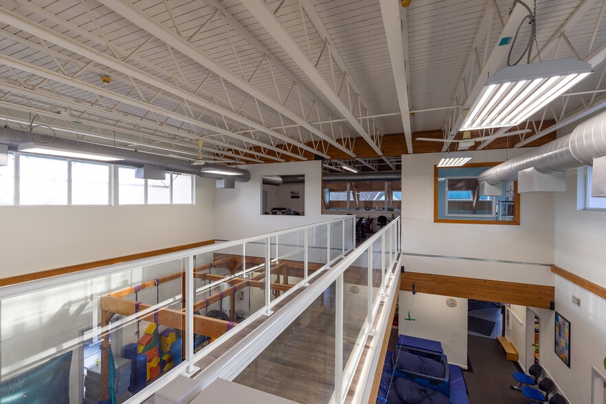 More Photos Of 2929 5th Ave Ne, Puyallup Office For Sale
