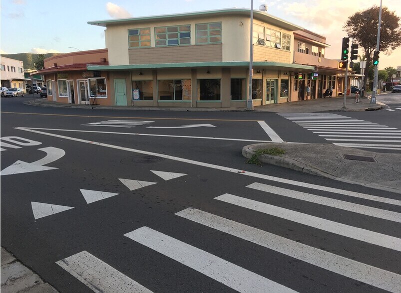 More Photos Of 567 Kapahulu Ave, Honolulu Restaurant For Lease