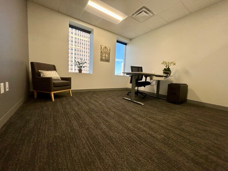 More Photos Of 3838 N Central Ave, Phoenix Coworking Space