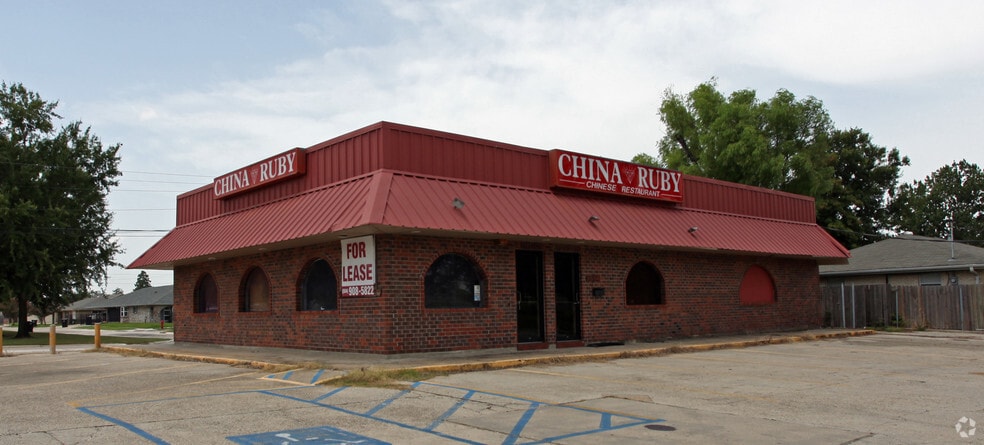 Primary Photo Of 2604 Campagna Dr, Chalmette Restaurant For Sale