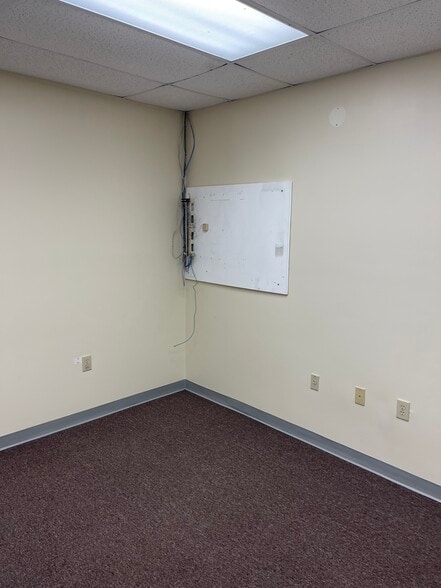 More Photos Of 2536 Carrollton Villa Rica Hwy, Carrollton Office For Lease