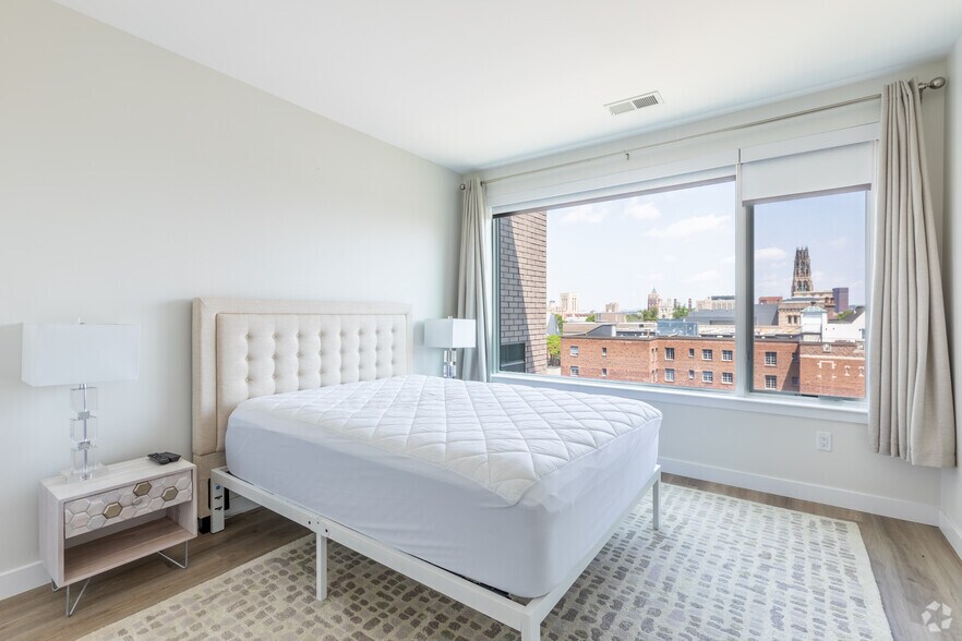 More Photos Of 18 High St, New Haven Apartments For Lease
