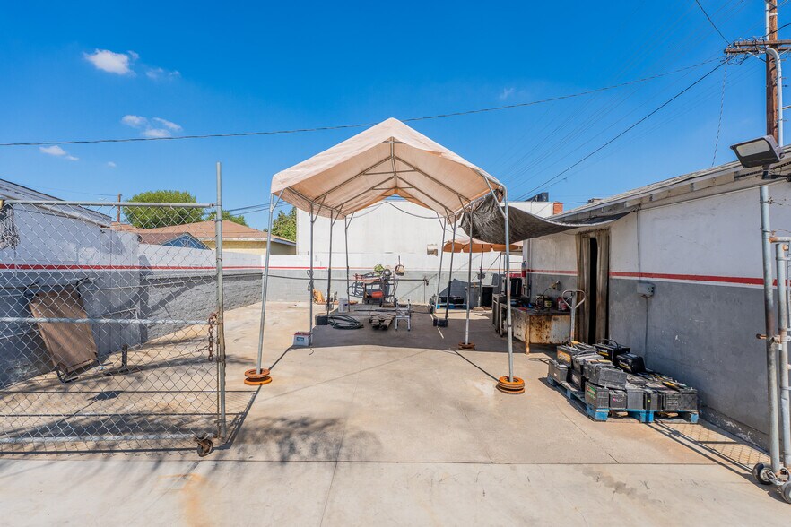 More Photos Of 16529 Lakewood Blvd, Bellflower Auto Repair For Sale