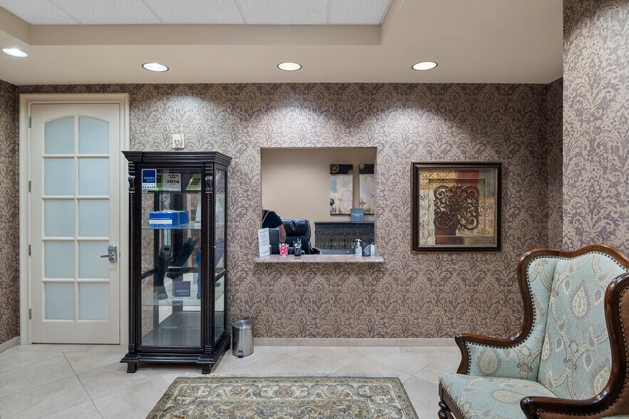 More Photos Of 1518 Legacy Dr, Frisco Office For Lease