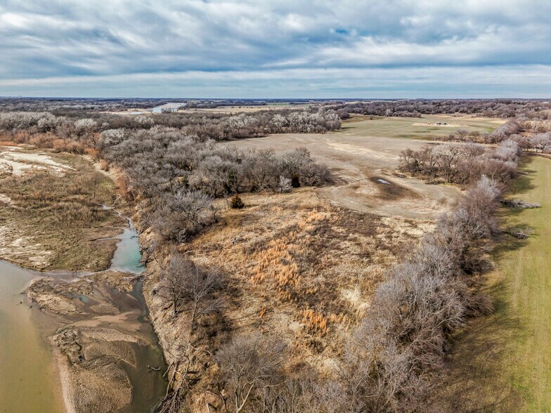 More Photos Of 79+/- Acres on 272nd Rd. Rd @ 41st Rd, Arkansas City Land For Sale
