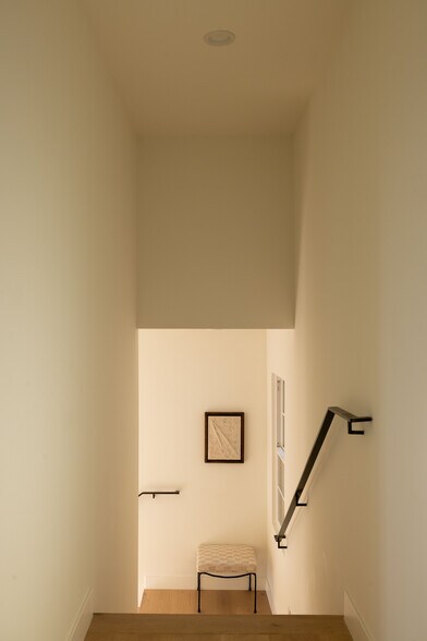 More Photos Of 1018 Manzanita St, Los Angeles Apartments For Sale