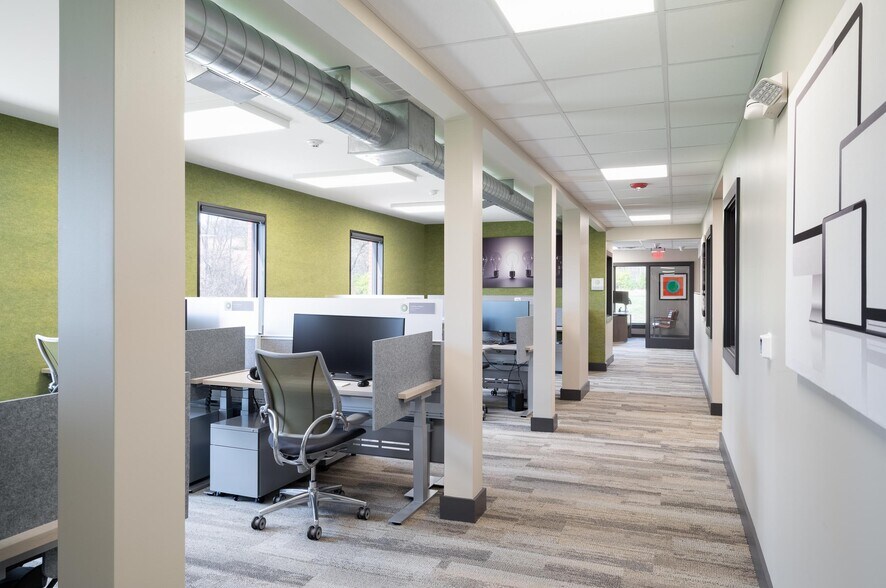 More Photos Of 475 N Weaber St, Annville Office For Lease