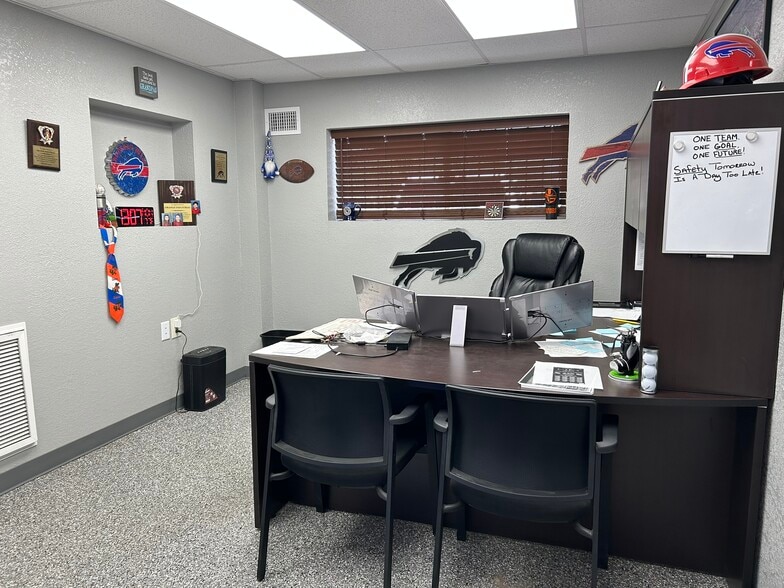 More Photos Of 1925 US Highway 17 92, Davenport Industrial For Sale