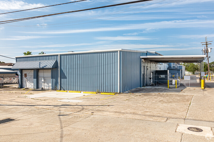 More Photos Of 1424 4th Street, Westwego Distribution For Sale