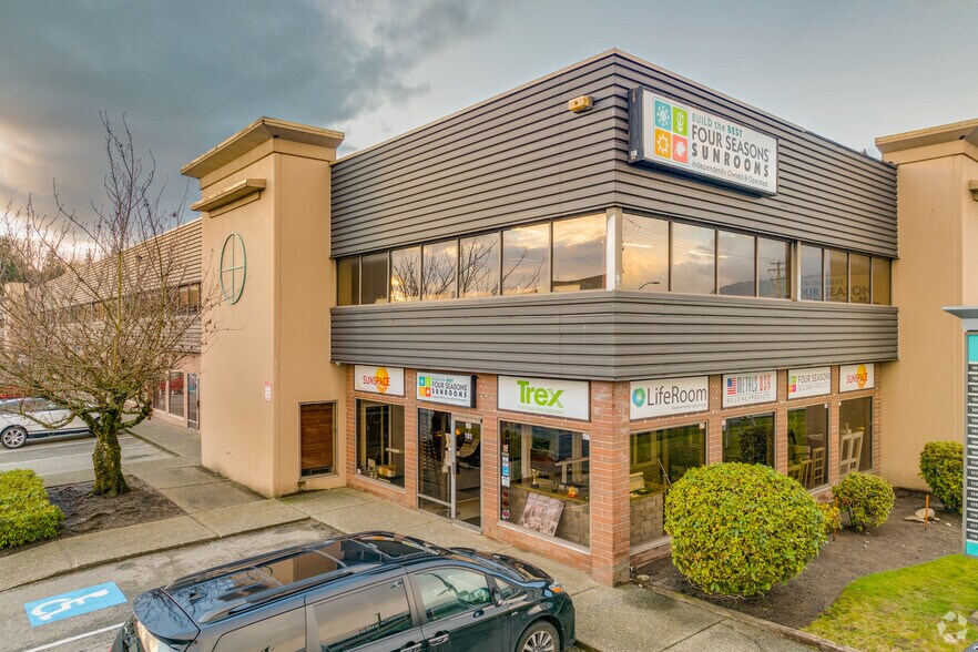 More Photos Of 1585 Broadway St, Port Coquitlam Warehouse For Lease