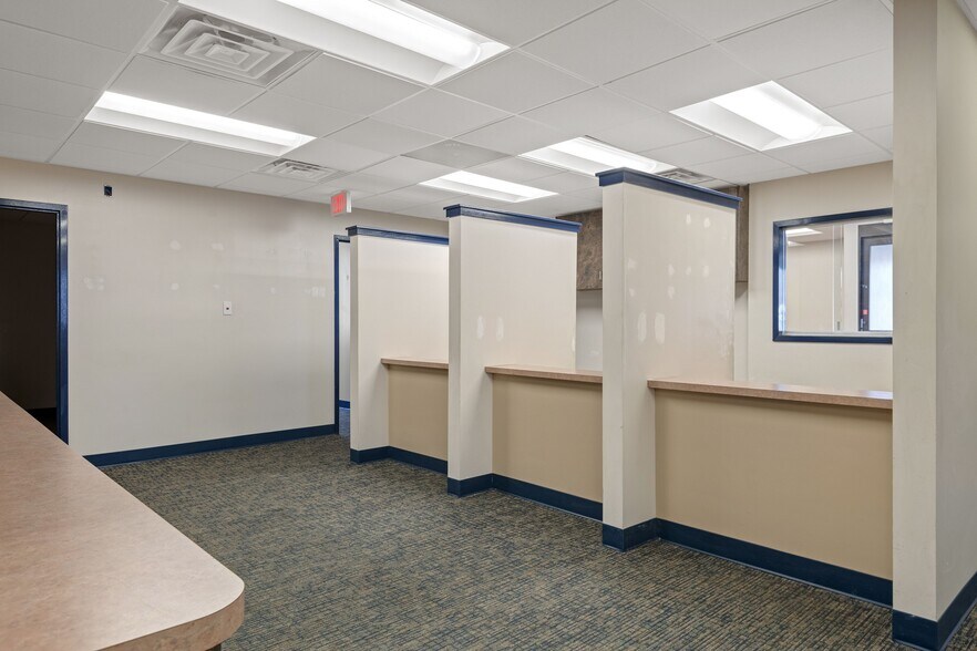 More Photos Of 99 November Dr, Camp Hill Medical For Lease