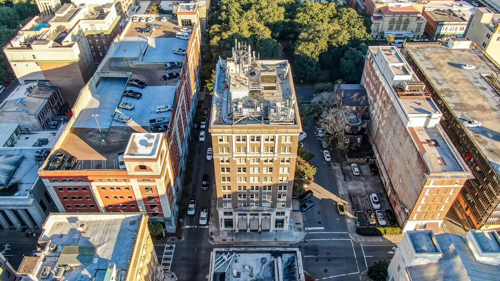 More Photos Of 24 Drayton St, Savannah Office For Lease