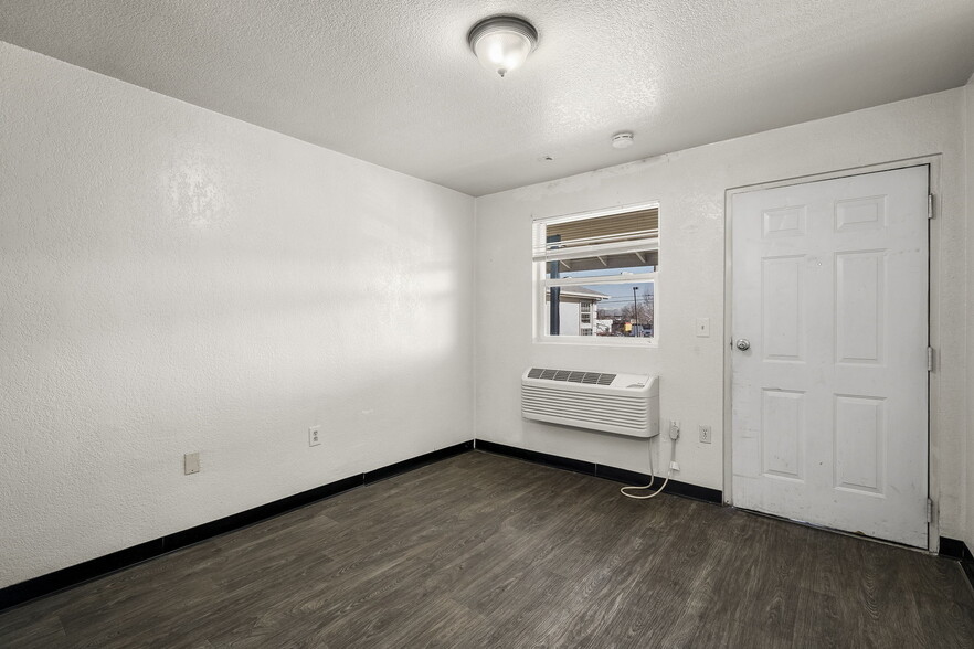 More Photos Of 49 Park St, Reno Apartments For Sale