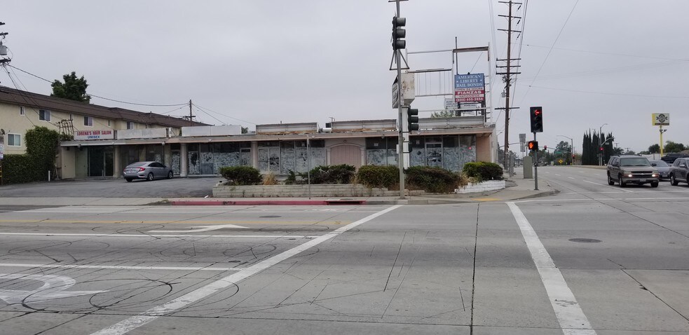 More Photos Of 11546-11552 Colima Rd, Whittier Unknown For Lease
