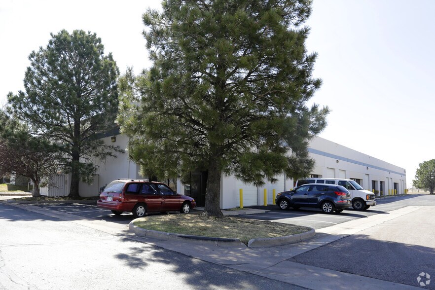 More Photos Of 2504 Zeppelin Rd, Colorado Springs Warehouse For Lease