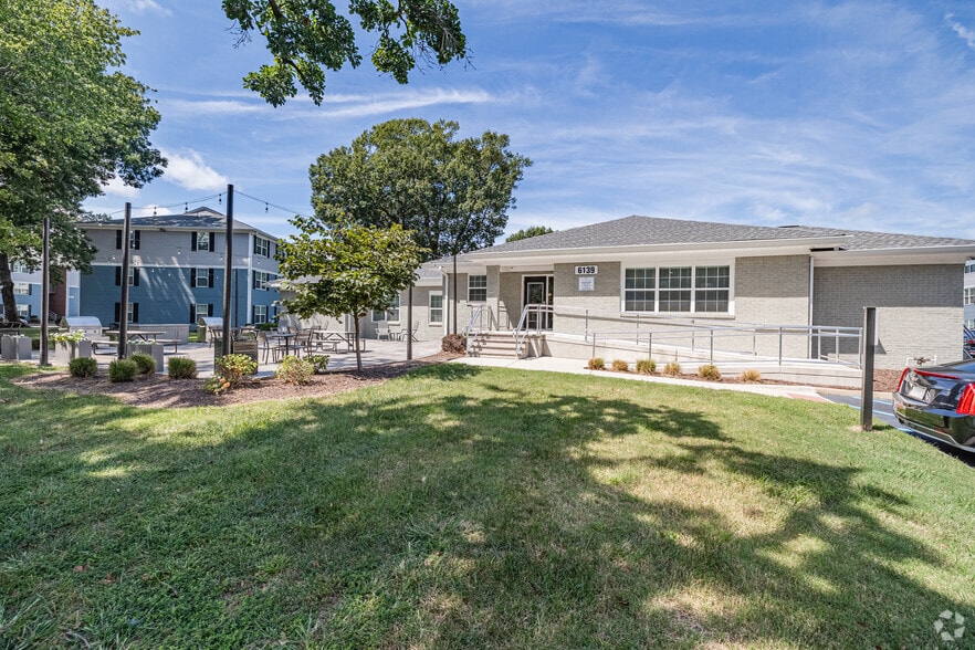More Photos Of 6139 Edward St, Norfolk Apartments For Sale