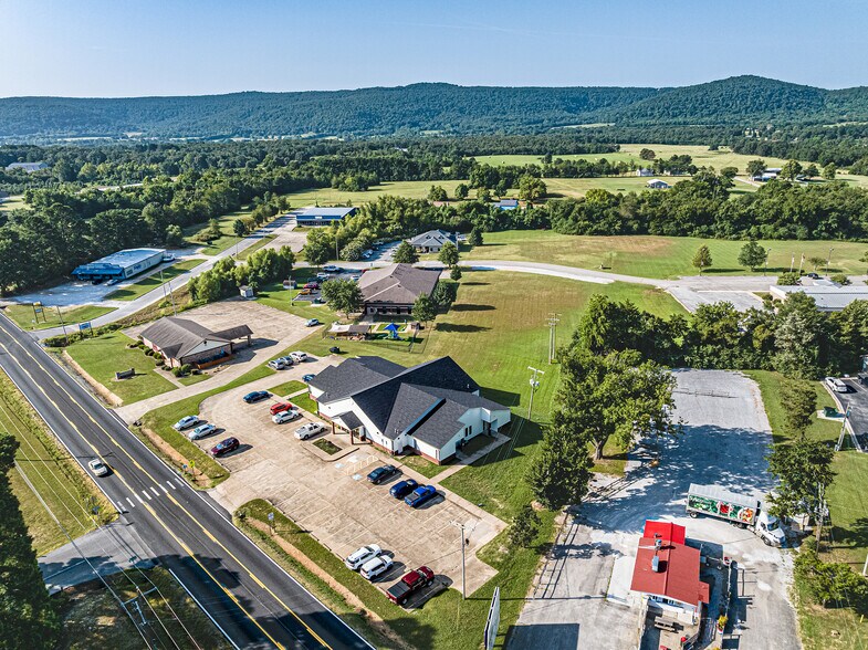 More Photos Of 1821 E Main St, Mountain View Office For Sale