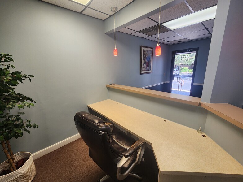 More Photos Of 4727 Cornell Rd, Blue Ash Office For Lease
