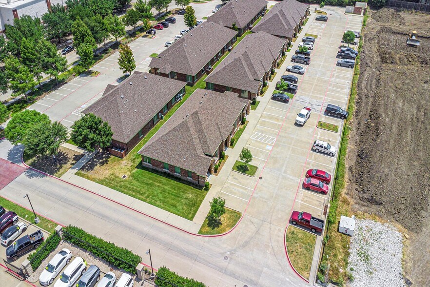 More Photos Of 425 Old Newman Rd, Frisco Medical For Sale