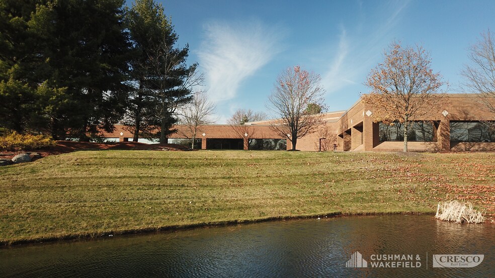 More Photos Of 1333 E Highland Rd, Macedonia Warehouse For Lease