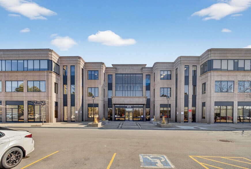 Primary Photo Of 455 Boul Fénelon, Dorval Medical For Lease