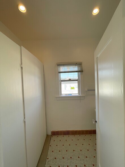 More Photos Of 418-420 N Larchmont Blvd, Los Angeles Office For Lease