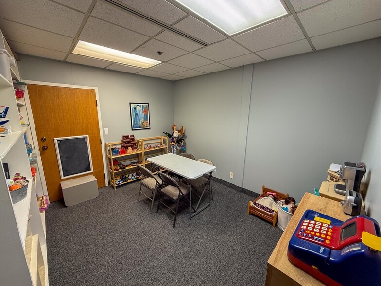 More Photos Of 300 3rd Ave SE, Rochester Medical For Sale