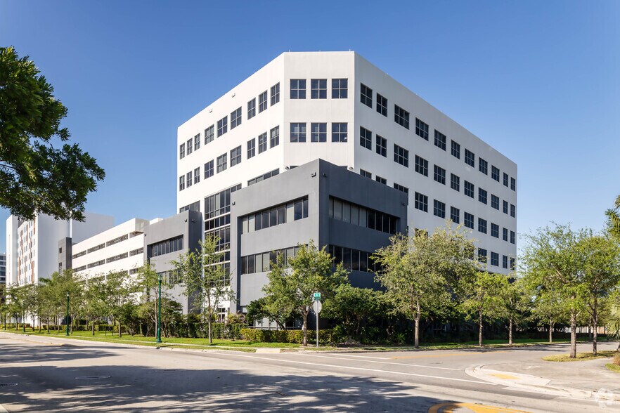 More Photos Of 20801-20807 Biscayne Blvd, Aventura Unknown For Lease