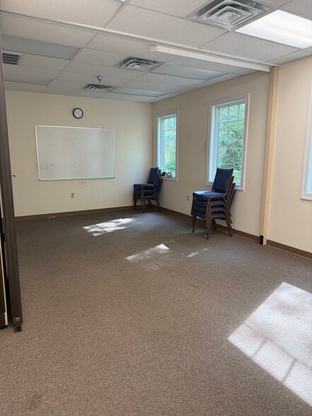More Photos Of 20850 Langley Rd, Lexington Park Religious Facility For Lease