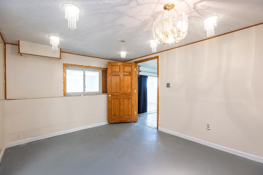 More Photos Of 3429 Prospect St, Indianapolis Religious Facility For Sale
