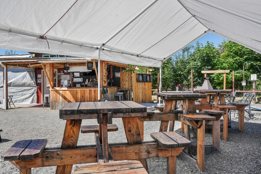 More Photos Of 100 Detroit Ave, Detroit Restaurant For Sale