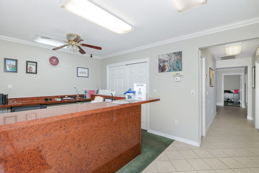 More Photos Of 6151 Springer Dr, Port Richey Warehouse For Sale
